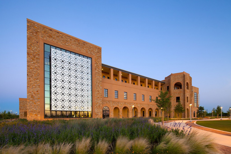 campus.jpg