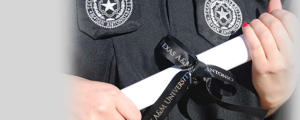 web-image-graduation.jpg
