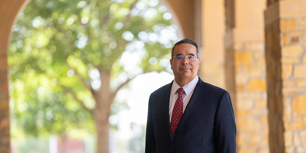 Dr. Ochoa