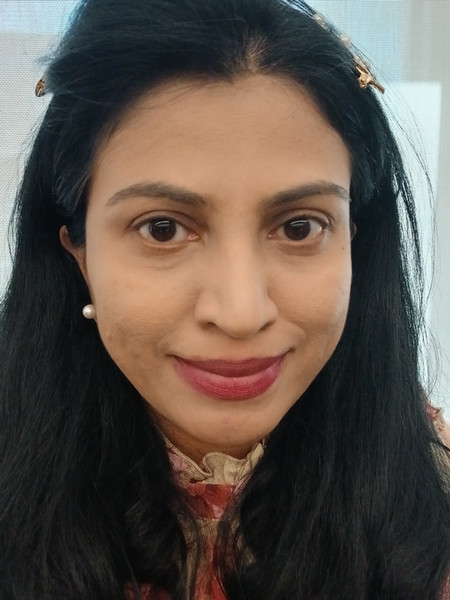Dr. Thanuka Wijenayaka Pathiranage's Headshot