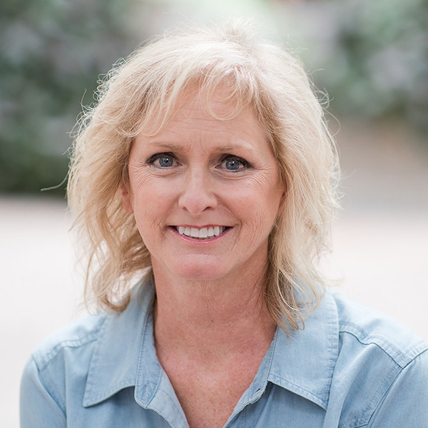 Dr. Elisabeth Krimbill's Headshot