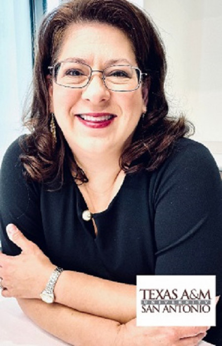 Dr. Elizabeth Leyva's Headshot