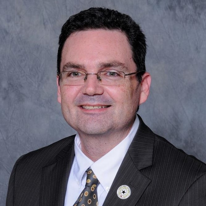 Dr. W. Sean Kearney's Headshot