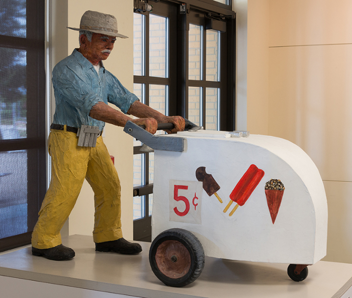 El Icecrinero Sculpture - Joe R. Villareal