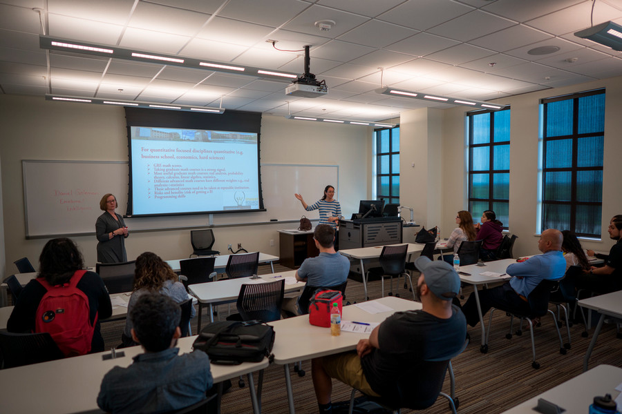 Lecture on Quantitative Research
