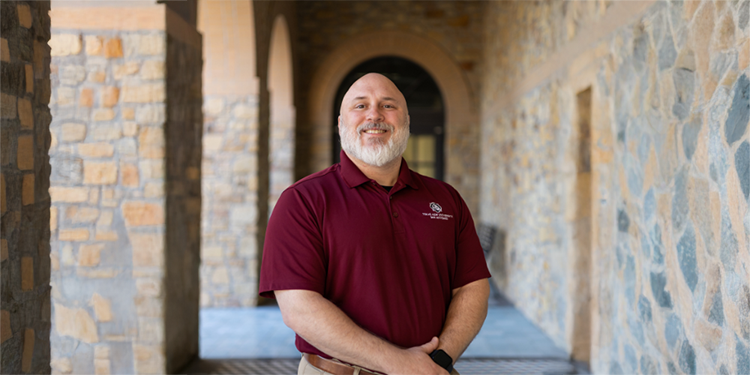 Douglas Daigle Headshot