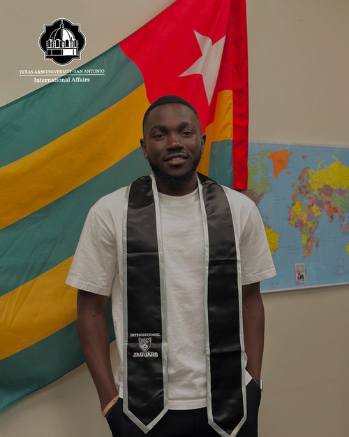 Graduates 25