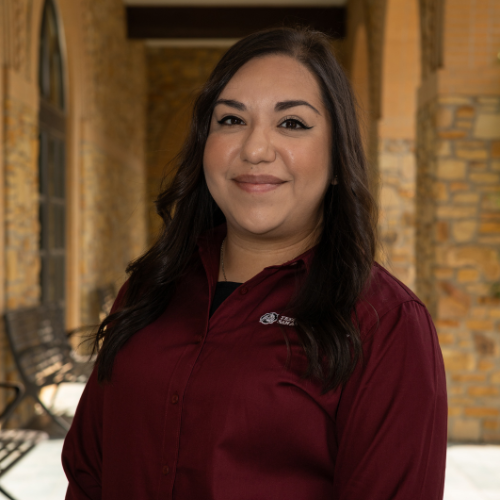 Sandy Vargas Headshot