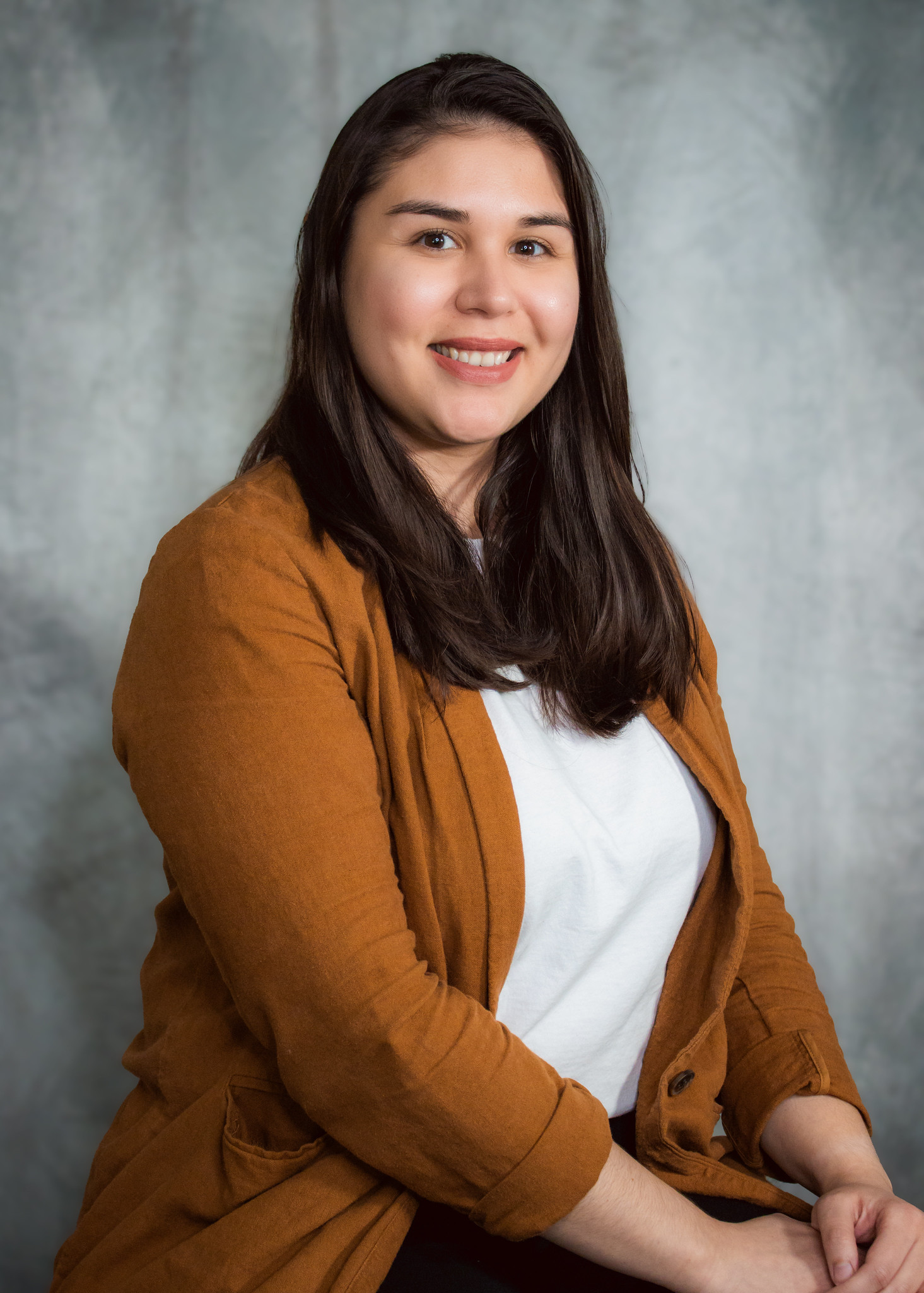 Caraveo-Yaribel_Headshot