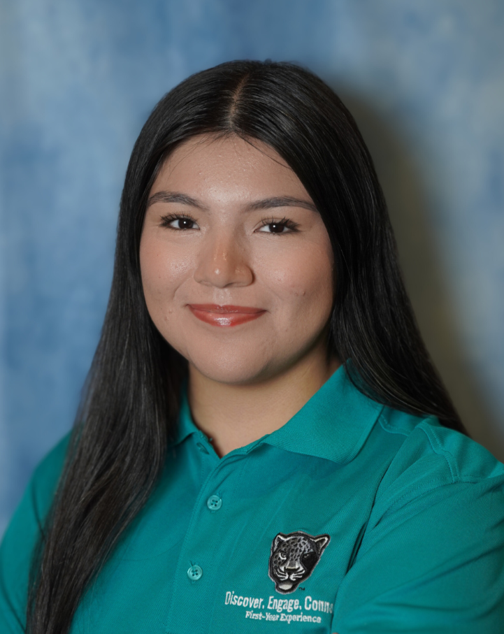 Vanessa Garcia Headshot