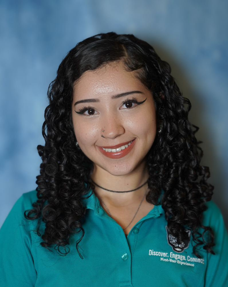 Mia Martinez Headshot