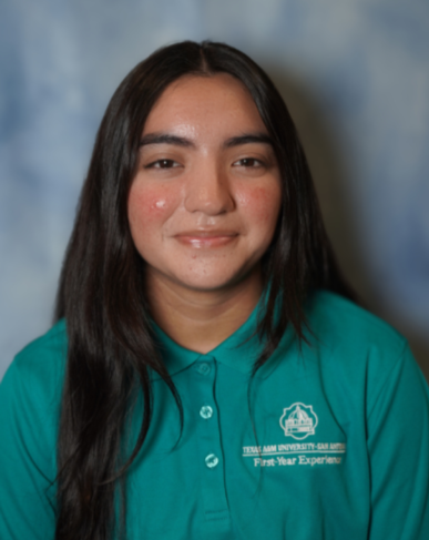 Rosalinda Martinez Headshot